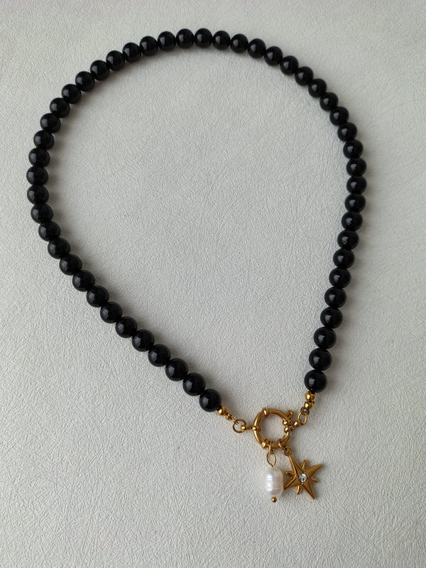Natural Black Onyx & Freshwater Pearl Necklace.
